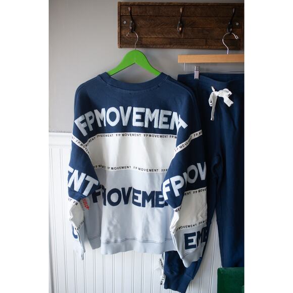 Free People All Star Logo Set Large Sweatshirt and Pants NEW - Picture 6 of 6